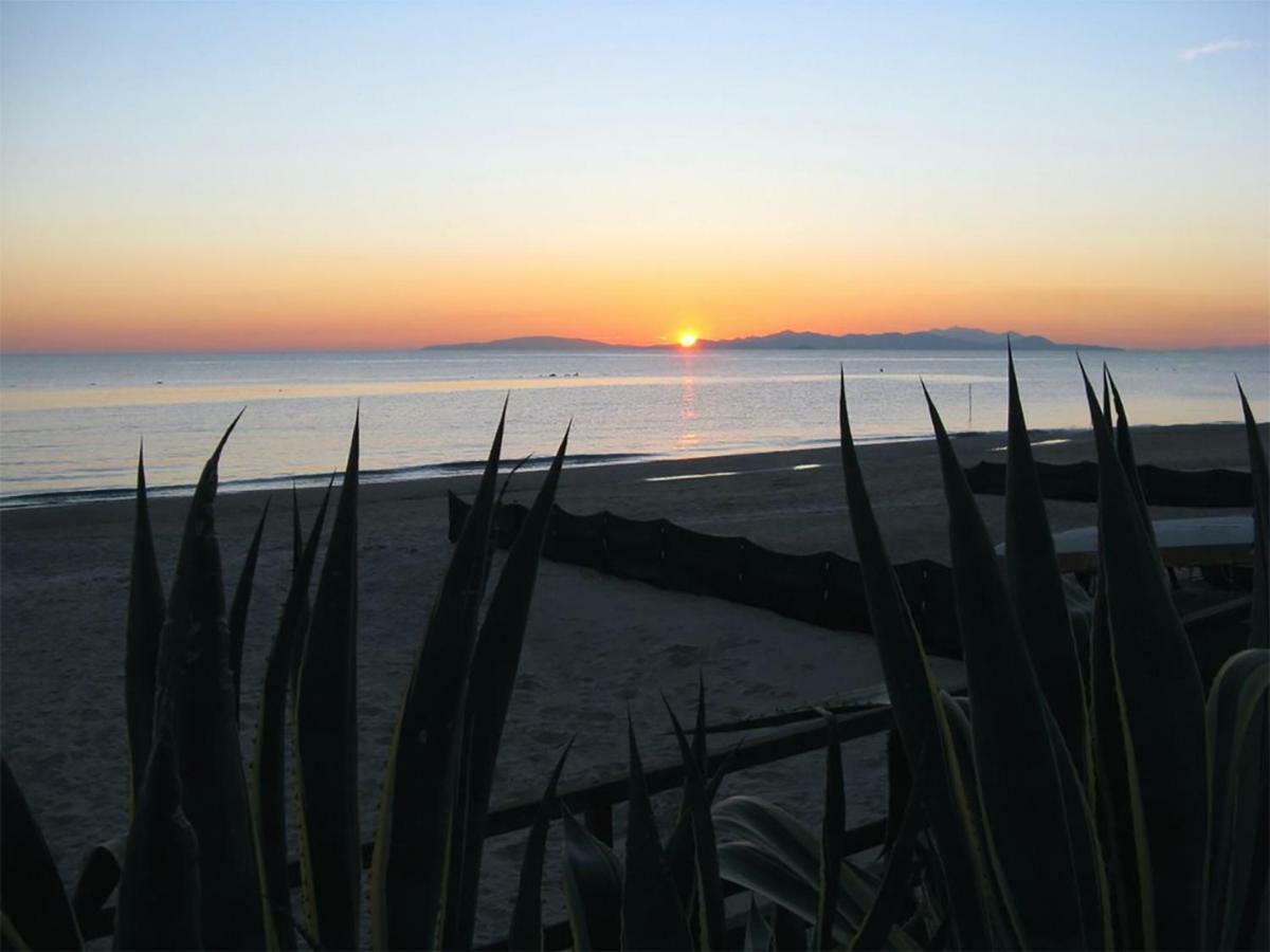 Suites Pratoranieri Beach Follonica Exterior foto